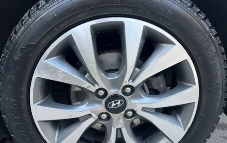 Hyundai Solaris II рестайлинг, 2014 год, 1 000 000 рублей, 8 фотография