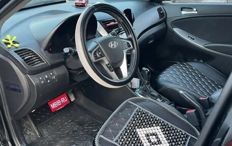 Hyundai Solaris II рестайлинг, 2014 год, 1 000 000 рублей, 2 фотография