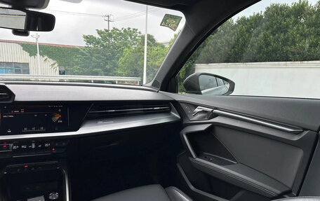 Audi A3, 2022 год, 2 020 000 рублей, 15 фотография