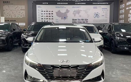 Hyundai Elantra, 2022 год, 1 645 000 рублей, 1 фотография