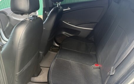 Hyundai Solaris II рестайлинг, 2013 год, 995 000 рублей, 7 фотография