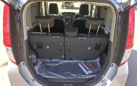 Toyota Roomy I, 2019 год, 1 150 000 рублей, 6 фотография