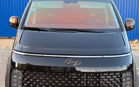 Hyundai Staria, 2023 год, 6 100 000 рублей, 7 фотография