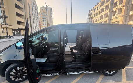 Hyundai Staria, 2023 год, 6 100 000 рублей, 17 фотография