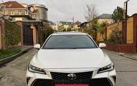 Toyota Avalon, 2022 год, 3 800 000 рублей, 4 фотография