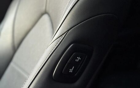 Toyota Avalon, 2022 год, 3 800 000 рублей, 18 фотография