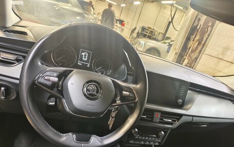 Skoda Rapid II, 2021 год, 1 885 000 рублей, 3 фотография