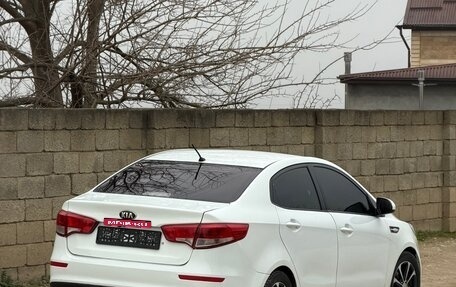 KIA Rio III рестайлинг, 2016 год, 600 000 рублей, 3 фотография