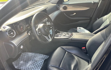 Mercedes-Benz E-Класс, 2018 год, 2 800 000 рублей, 8 фотография