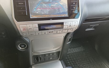 Toyota Land Cruiser Prado 150 рестайлинг 2, 2018 год, 4 699 000 рублей, 8 фотография