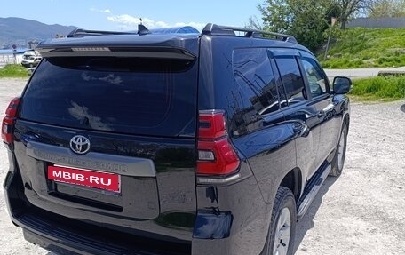 Toyota Land Cruiser Prado 150 рестайлинг 2, 2018 год, 4 699 000 рублей, 5 фотография