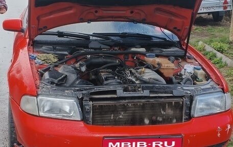 Audi A4, 1995 год, 110 000 рублей, 1 фотография