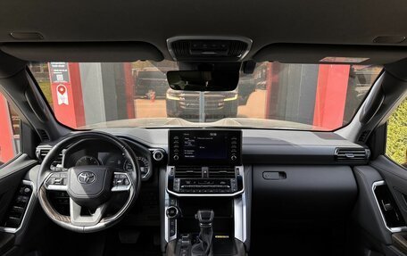 Toyota Land Cruiser, 2022 год, 8 995 000 рублей, 13 фотография