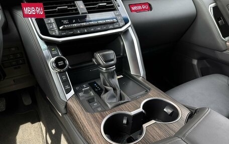 Toyota Land Cruiser, 2022 год, 8 995 000 рублей, 18 фотография