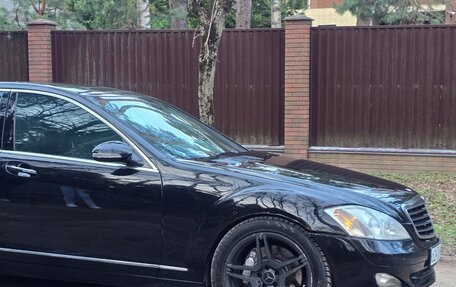 Mercedes-Benz S-Класс, 2005 год, 850 000 рублей, 10 фотография