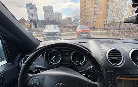 Mercedes-Benz GL-Класс, 2012 год, 2 000 000 рублей, 14 фотография