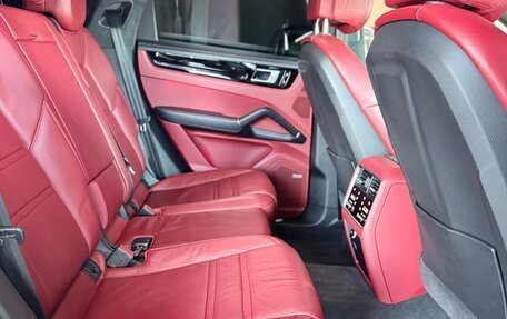 Porsche Cayenne III, 2019 год, 8 800 000 рублей, 17 фотография