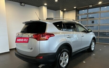Toyota RAV4, 2013 год, 1 988 000 рублей, 3 фотография