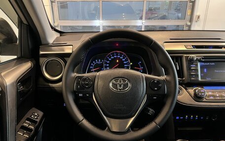 Toyota RAV4, 2013 год, 1 988 000 рублей, 10 фотография