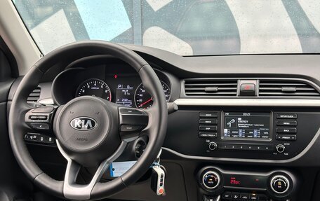 KIA Rio IV, 2017 год, 1 297 000 рублей, 12 фотография