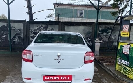 Renault Logan II, 2017 год, 610 000 рублей, 5 фотография