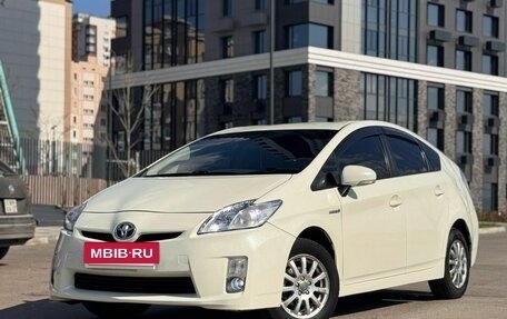 Toyota Prius, 2009 год, 625 000 рублей, 4 фотография
