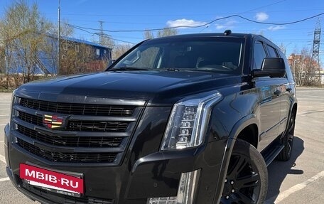 Cadillac Escalade IV, 2018 год, 4 980 000 рублей, 2 фотография