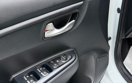 KIA Rio IV, 2018 год, 1 395 000 рублей, 16 фотография