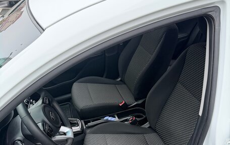 KIA Rio IV, 2018 год, 1 395 000 рублей, 18 фотография