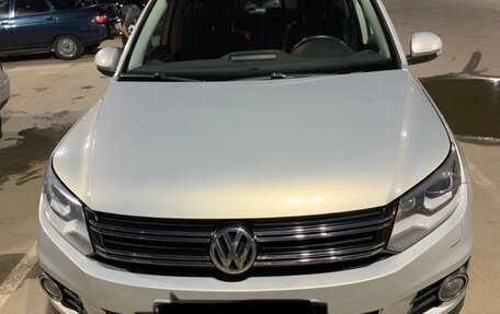Volkswagen Tiguan I, 2012 год, 1 055 000 рублей, 6 фотография