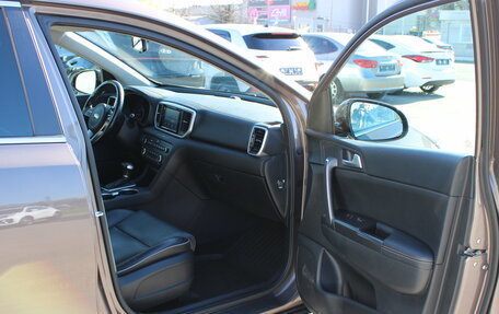 KIA Sportage IV рестайлинг, 2018 год, 2 299 000 рублей, 19 фотография