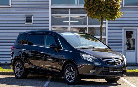 Opel Zafira C рестайлинг, 2013 год, 1 095 000 рублей, 3 фотография