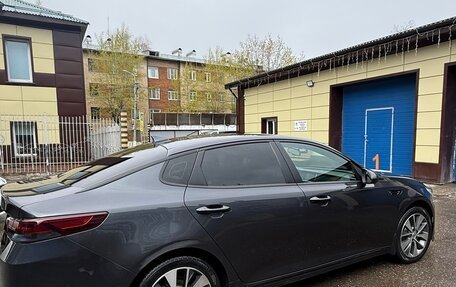 KIA Optima IV, 2017 год, 2 300 000 рублей, 6 фотография