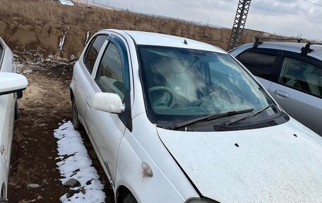 Toyota Vitz, 2001 год, 130 000 рублей, 2 фотография