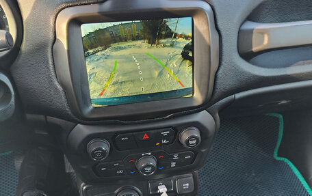 Jeep Renegade I рестайлинг, 2022 год, 2 400 000 рублей, 8 фотография