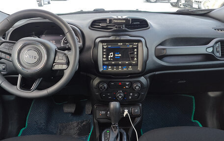 Jeep Renegade I рестайлинг, 2022 год, 2 400 000 рублей, 11 фотография
