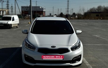 KIA cee'd III, 2016 год, 1 500 000 рублей, 2 фотография