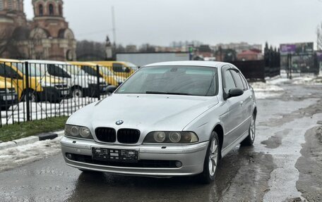 BMW 5 серия, 2002 год, 740 000 рублей, 3 фотография