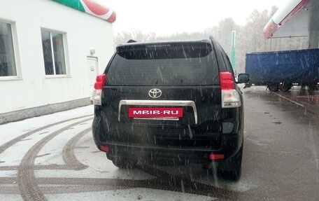 Toyota Land Cruiser Prado 150 рестайлинг 2, 2011 год, 2 850 000 рублей, 2 фотография
