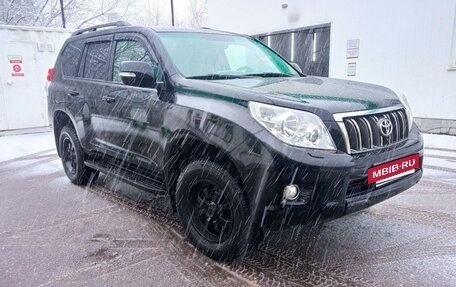 Toyota Land Cruiser Prado 150 рестайлинг 2, 2011 год, 2 850 000 рублей, 6 фотография
