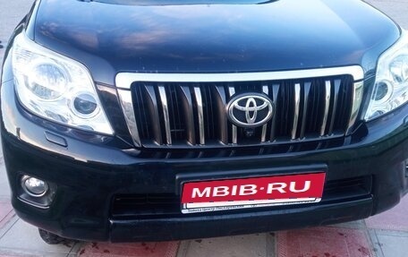 Toyota Land Cruiser Prado 150 рестайлинг 2, 2011 год, 2 850 000 рублей, 16 фотография