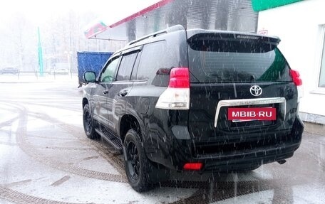 Toyota Land Cruiser Prado 150 рестайлинг 2, 2011 год, 2 850 000 рублей, 19 фотография