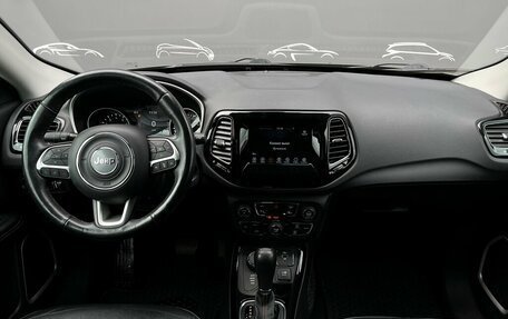 Jeep Compass II, 2019 год, 2 095 700 рублей, 6 фотография