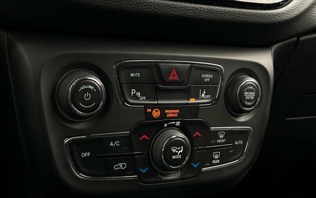 Jeep Compass II, 2019 год, 2 095 700 рублей, 17 фотография