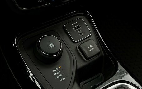 Jeep Compass II, 2019 год, 2 095 700 рублей, 16 фотография