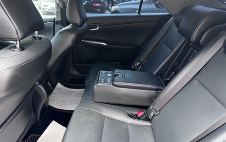 Toyota Camry, 2017 год, 2 730 000 рублей, 10 фотография
