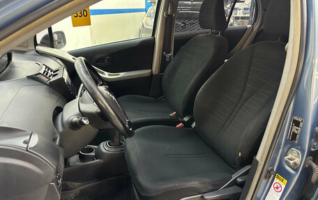 Toyota Yaris III рестайлинг, 2006 год, 420 000 рублей, 5 фотография