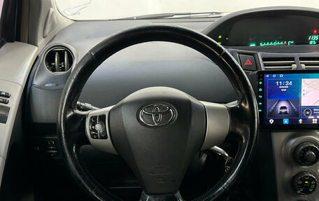 Toyota Yaris III рестайлинг, 2006 год, 420 000 рублей, 12 фотография