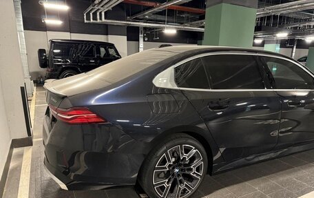 BMW 5 серия, 2025 год, 9 500 000 рублей, 6 фотография