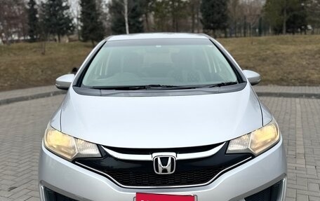 Honda Fit III, 2016 год, 1 050 000 рублей, 5 фотография